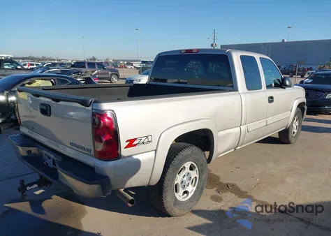 2004 Chevrolet Silverado 1500 Z71 z USA, uszkodzony, nr VIN 1GCEK19TX4Z291255